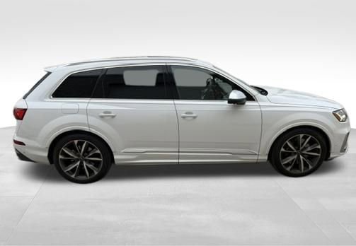 Used 2021 Audi SQ7 Premium Plus image 4