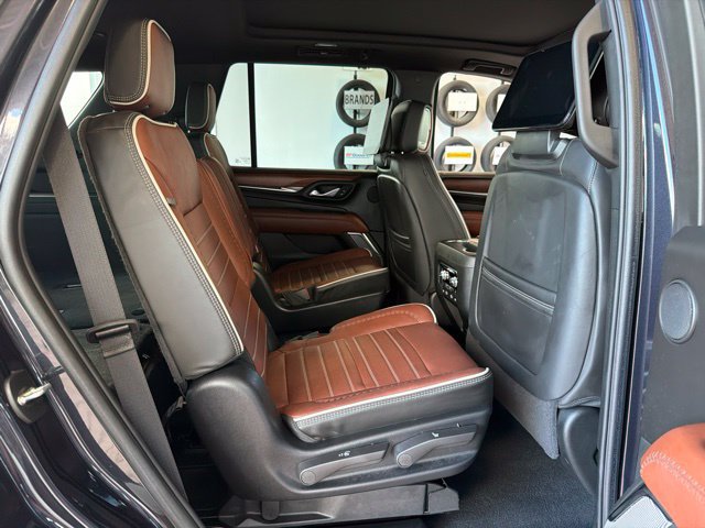 Used 2024 GMC Yukon Denali Ultimate AWD/4WD image 25