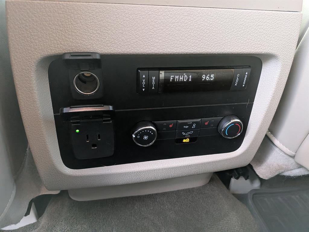 Used 2016 Lincoln Navigator Select image 25