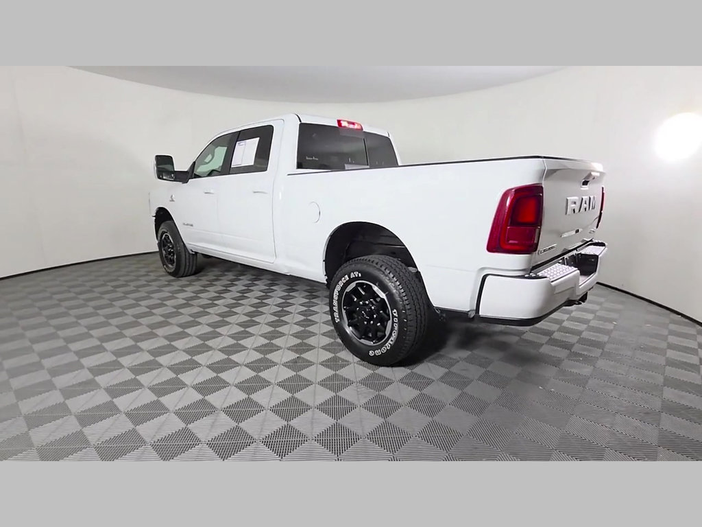 Used 2026 RAM 2500 Laramie AWD/4WD image 43