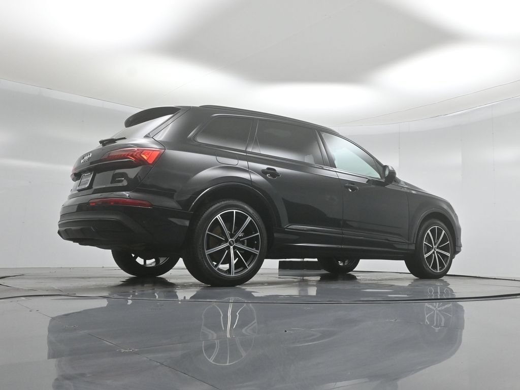 Used 2022 Audi Q7 3.0T Premium Plus w/ Premium Plus Package AWD/4WD image 52