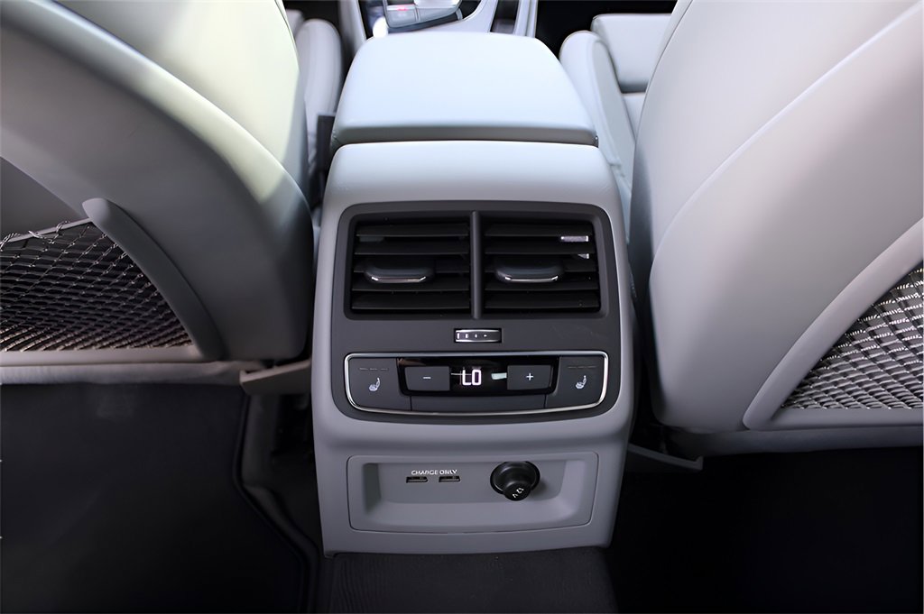 Used 2023 Audi A5 2.0T Prestige image 8