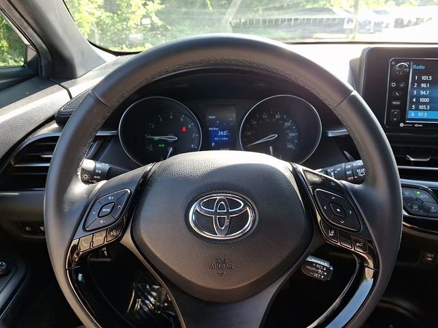 Used 2018 Toyota C-HR XLE FWD image 20