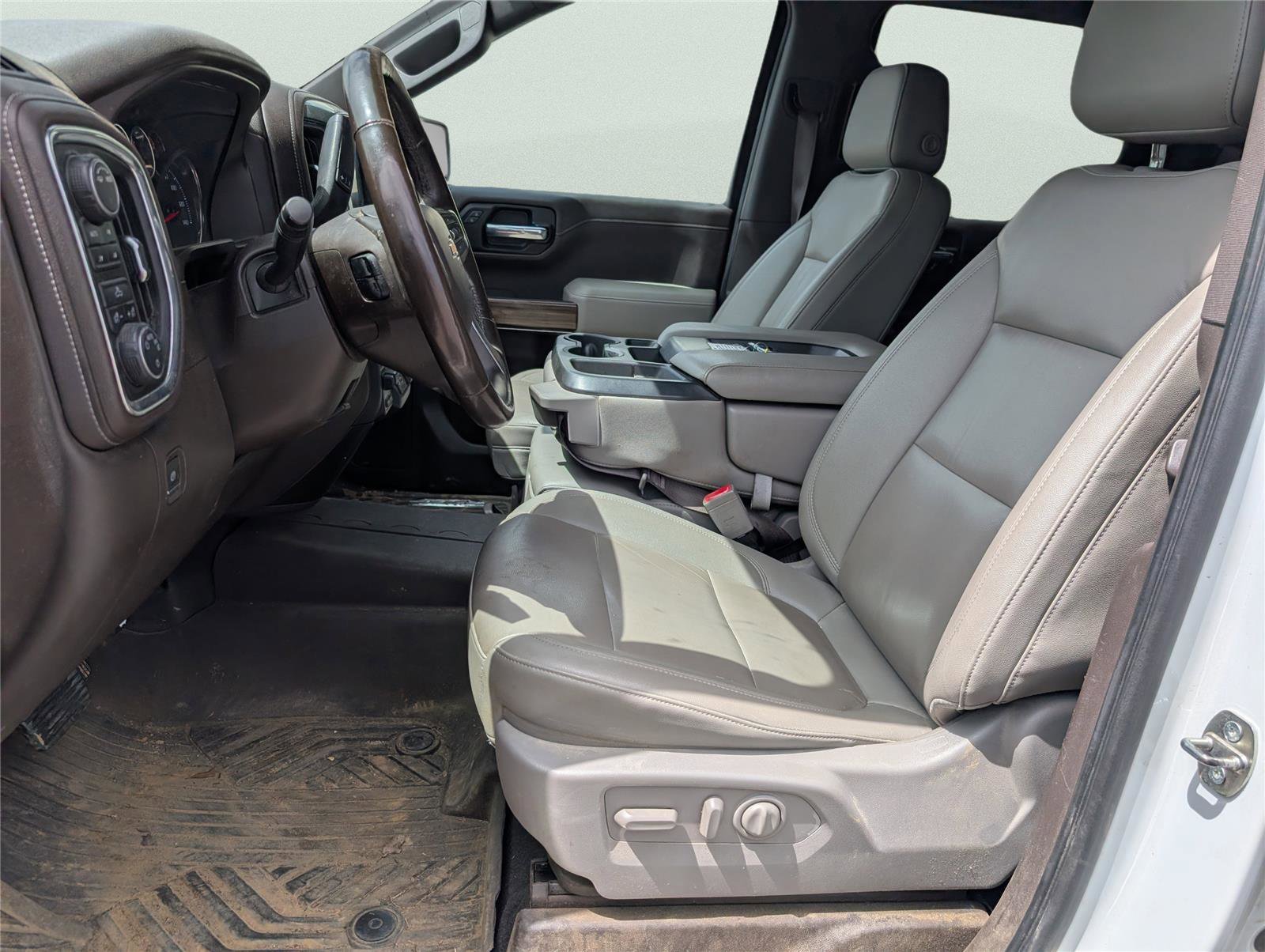 Used 2021 Chevrolet Silverado 1500 LT w/ All Star Edition Plus image 11