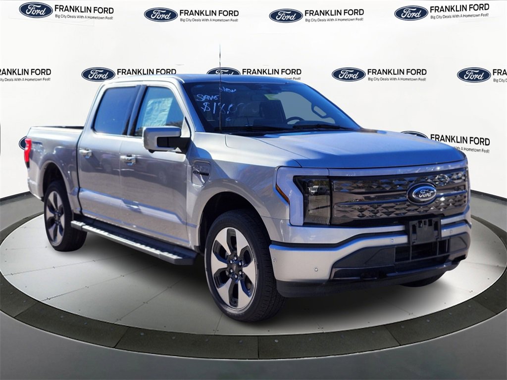 Used 2023 Ford F150 Lightning Platinum image 7