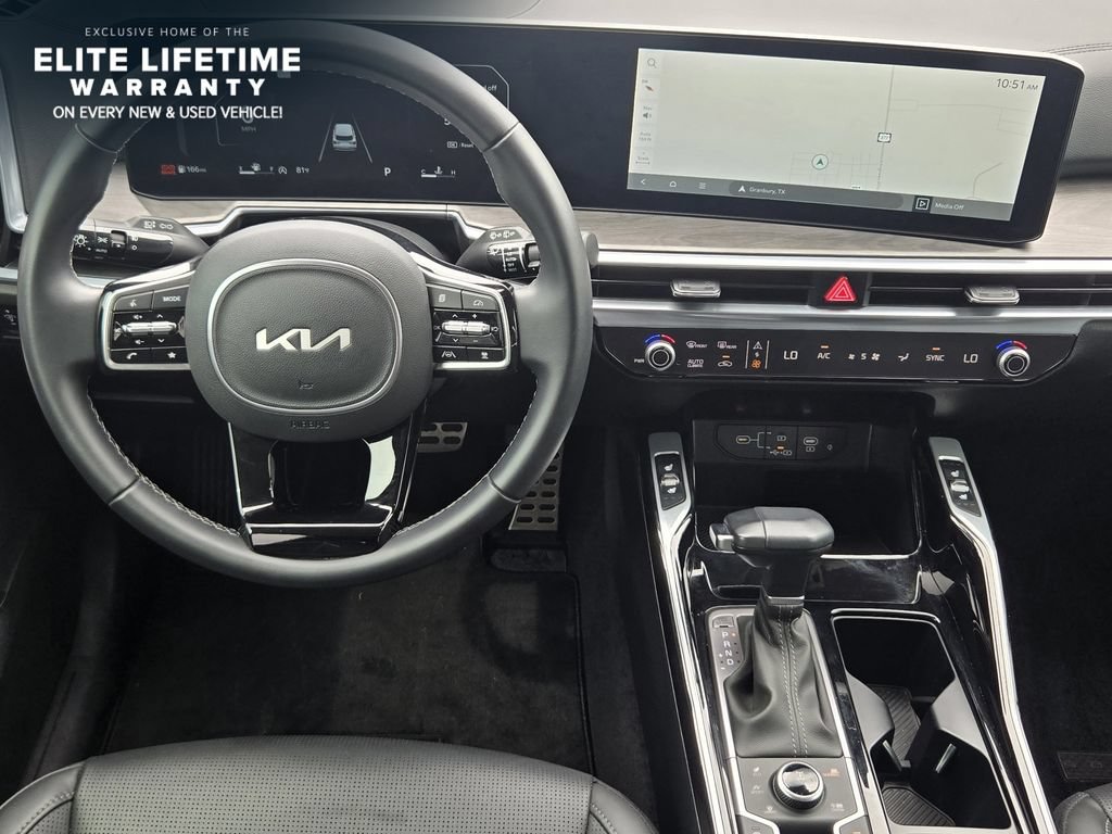 Certified 2025 Kia Sorento SX AWD/4WD image 25