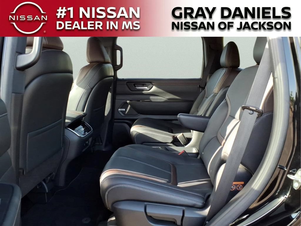 Certified 2025 Nissan Armada SL w/ Captain's Chari Seat Package RWD image 26