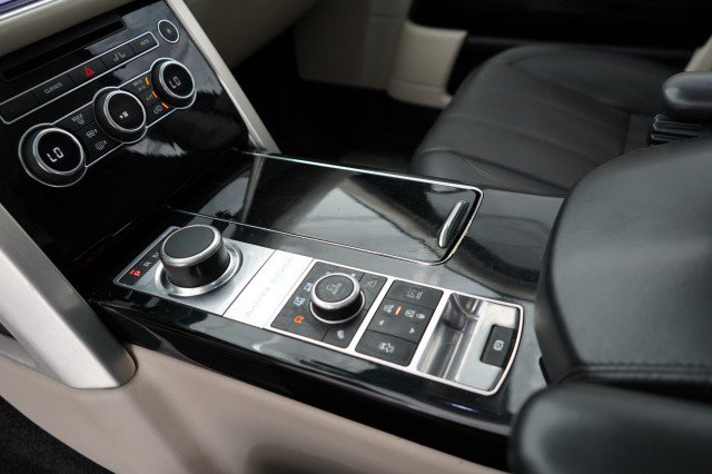 Used 2013 Land Rover Range Rover Supercharged AWD/4WD image 38