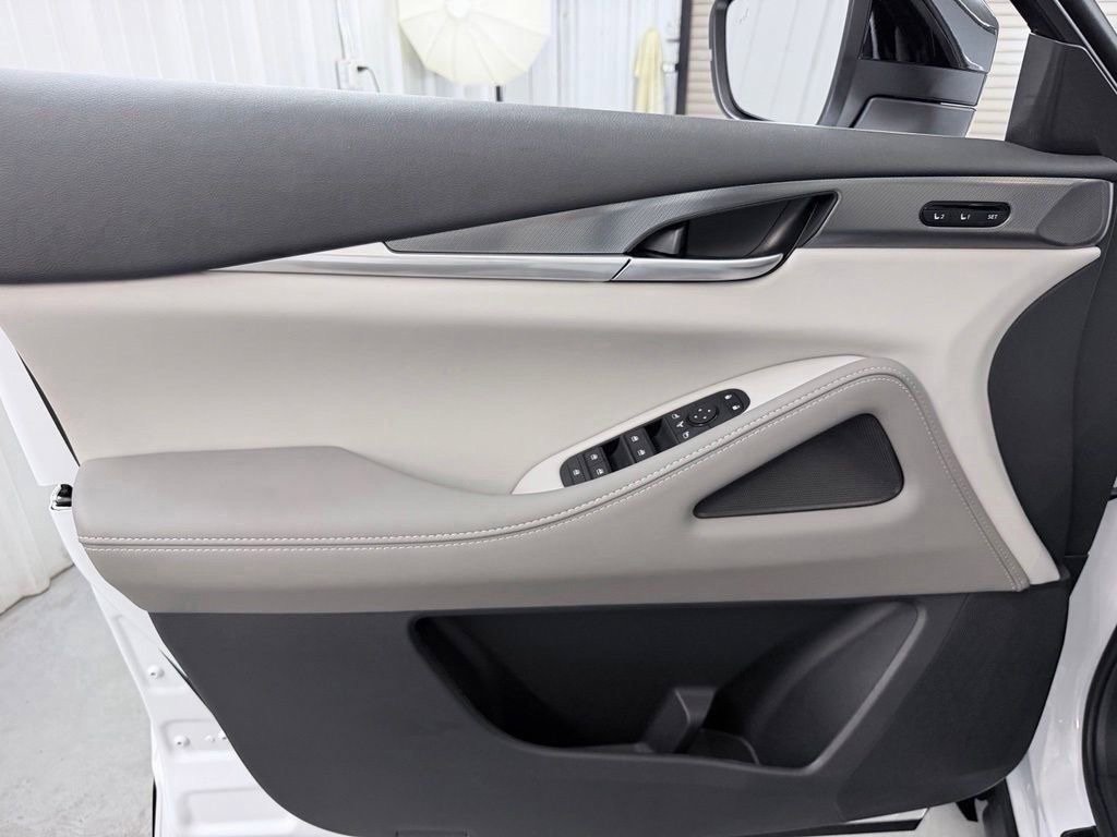New 2027 INFINITI QX65 Luxe w/ Cargo Package AWD/4WD image 10