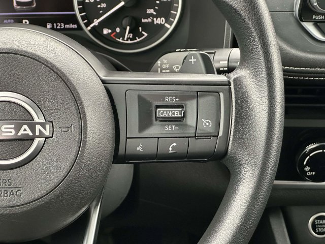 Used 2023 Nissan Rogue S AWD/4WD image 23