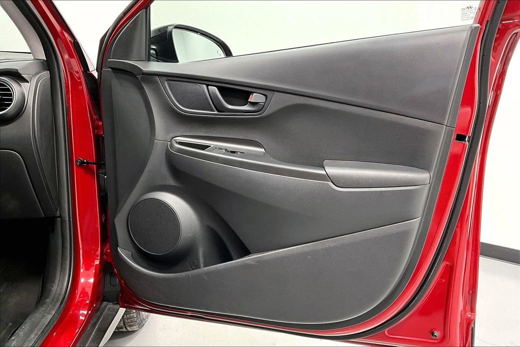 Used 2021 Hyundai Kona SEL image 22