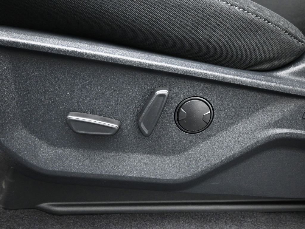 New 2025 Ford F150 XLT w/ Equipment Group 302A MID image 10