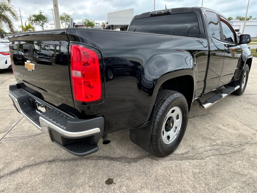 Used 2018 Chevrolet Colorado W/T image 3