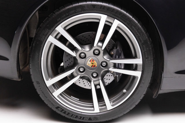 Used 2010 Porsche 911 Carrera RWD image 38