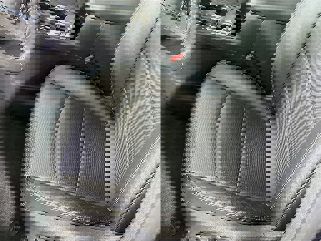 Used 2019 Chevrolet Equinox Premier image 12