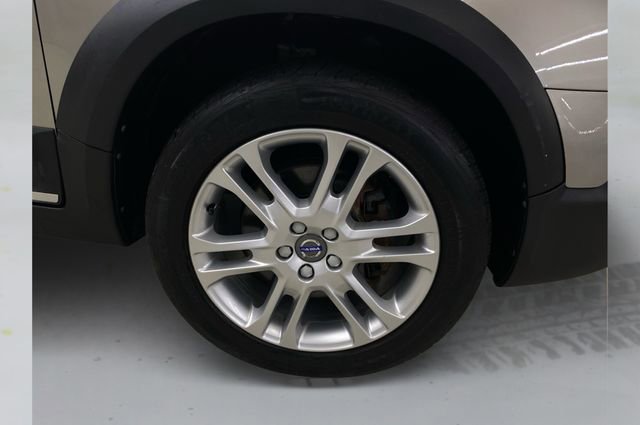 Used 2016 Volvo XC70 T5 Premier w/ Convenience Package AWD/4WD image 16