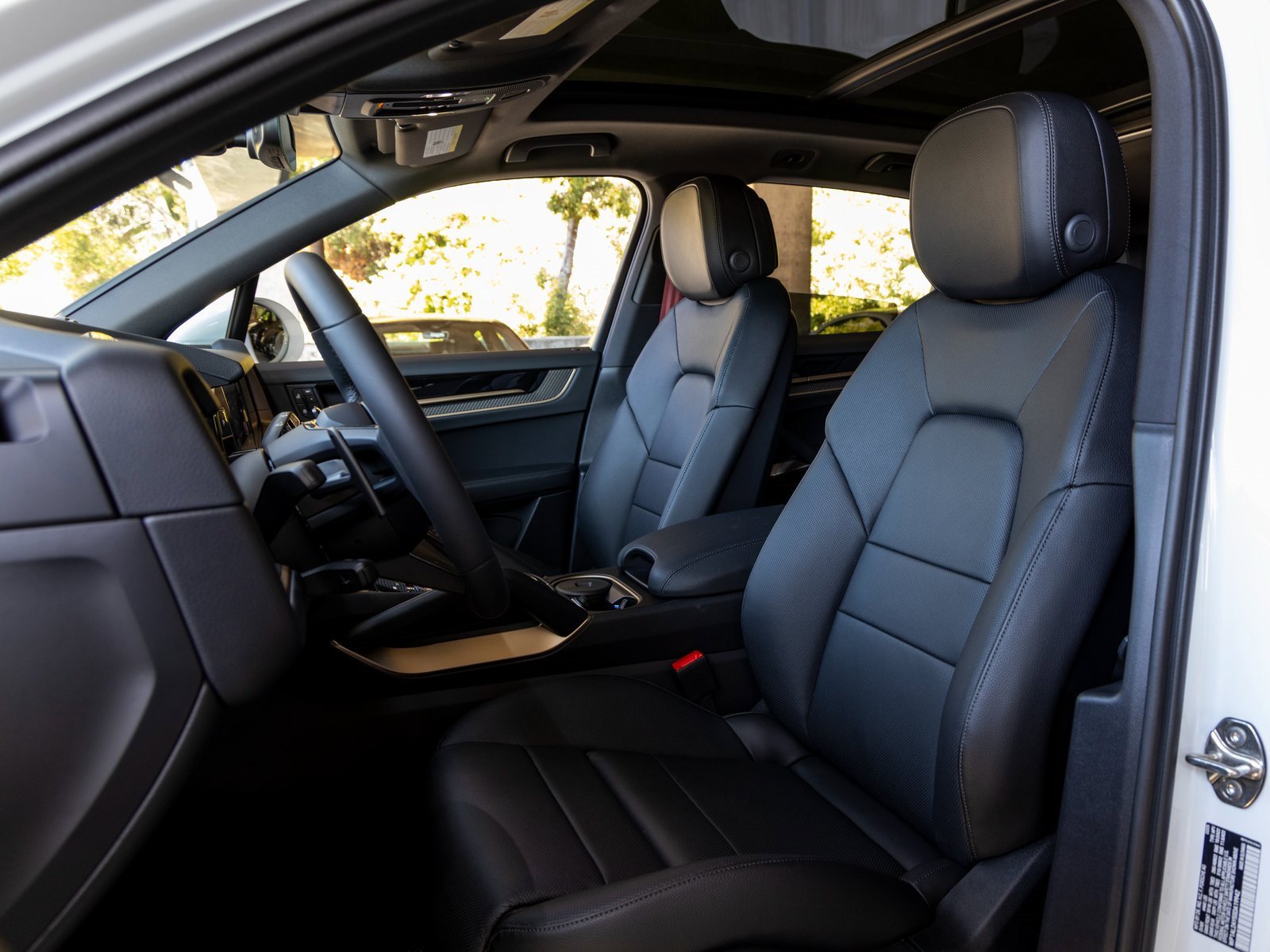 New 2025 Porsche Cayenne S image 5