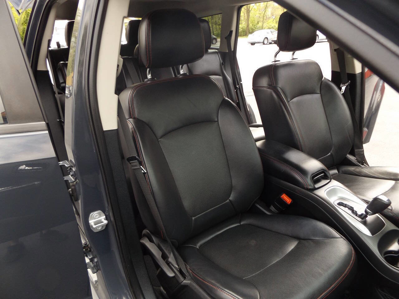 Used 2018 Dodge Journey GT AWD/4WD image 21