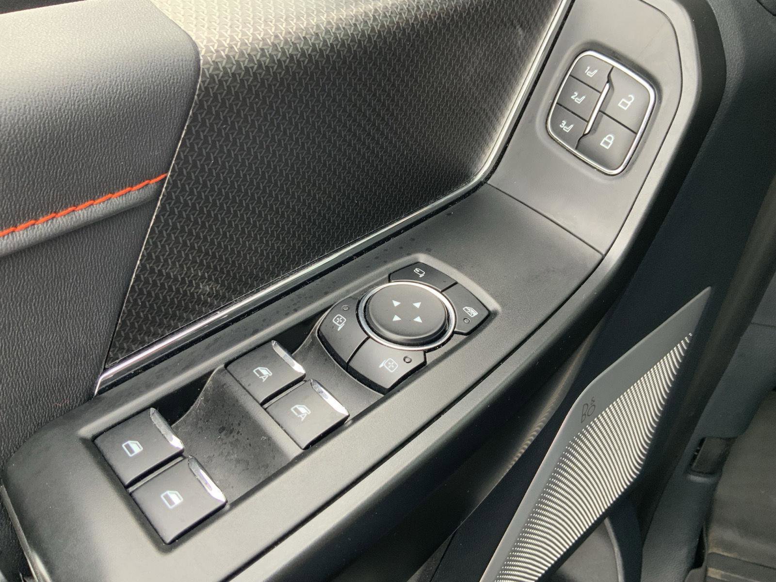 Used 2025 Ford F150 Raptor image 28