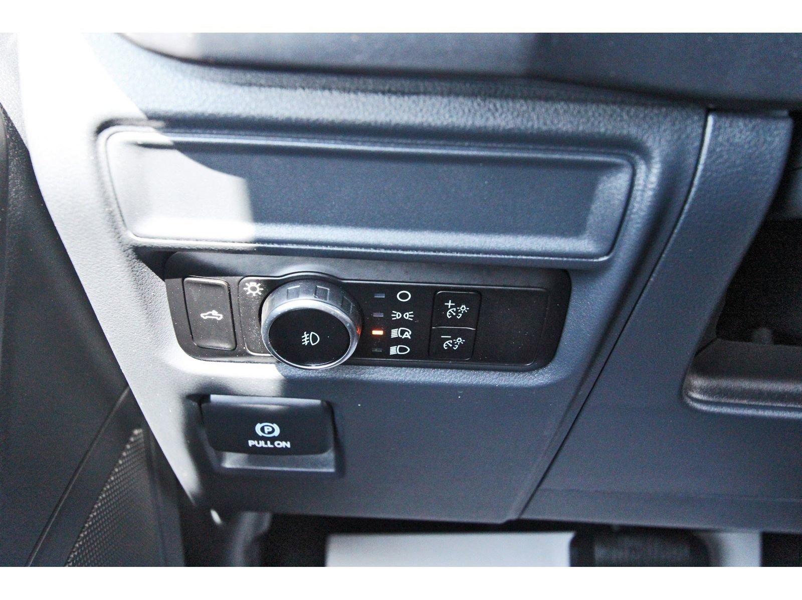 Used 2024 Ford F150 STX image 18