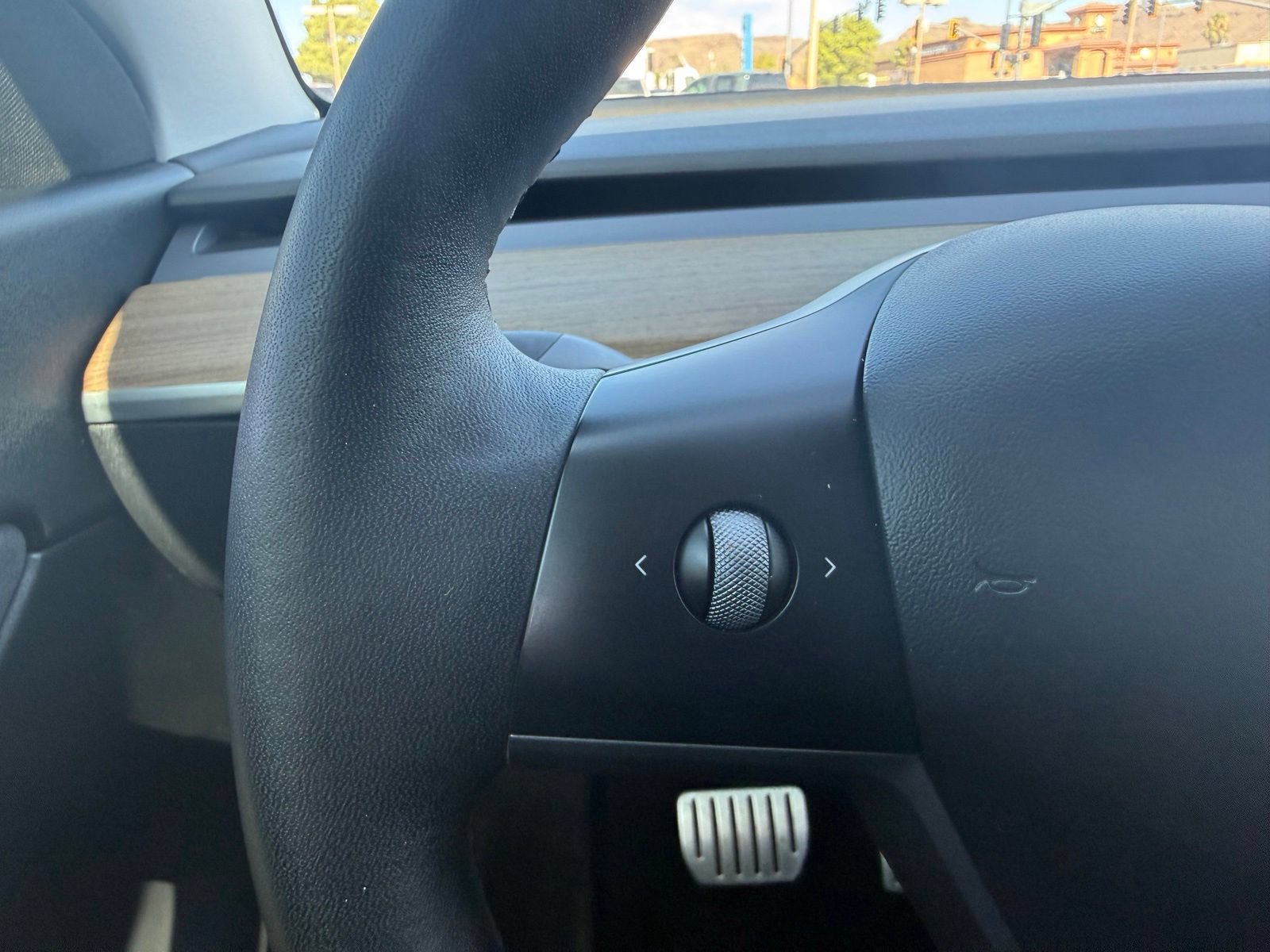 Used 2022 Tesla Model Y Performance AWD/4WD image 16
