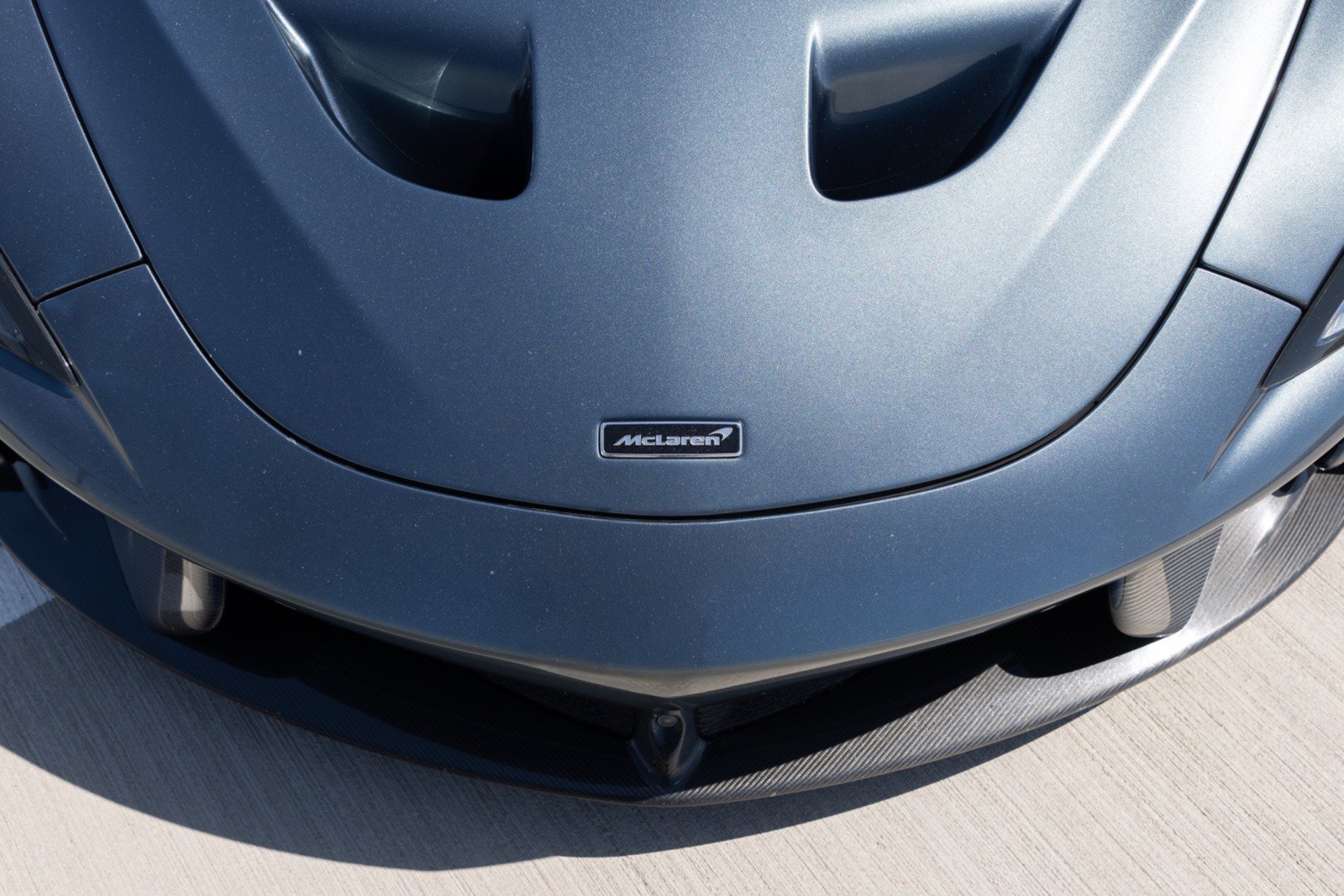 Used 2020 McLaren 620R RWD image 35