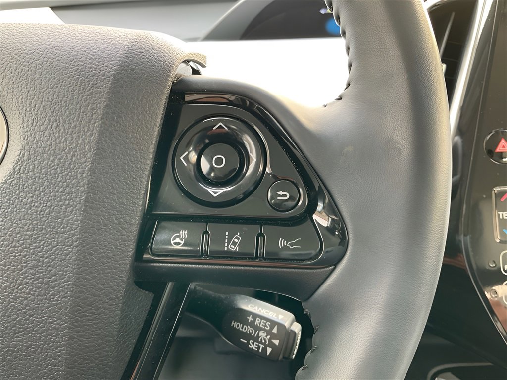 Used 2022 Toyota Prius Prime Limited image 26