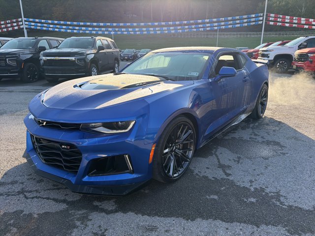 Used 2017 Chevrolet Camaro ZL1 RWD image 10