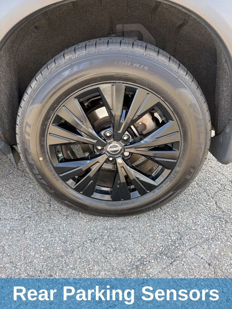 Used 2023 Nissan Rogue SV w/ SV Premium B Package image 13