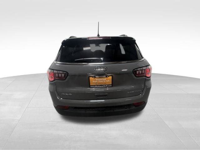Certified 2022 Jeep Compass Limited AWD/4WD image 9