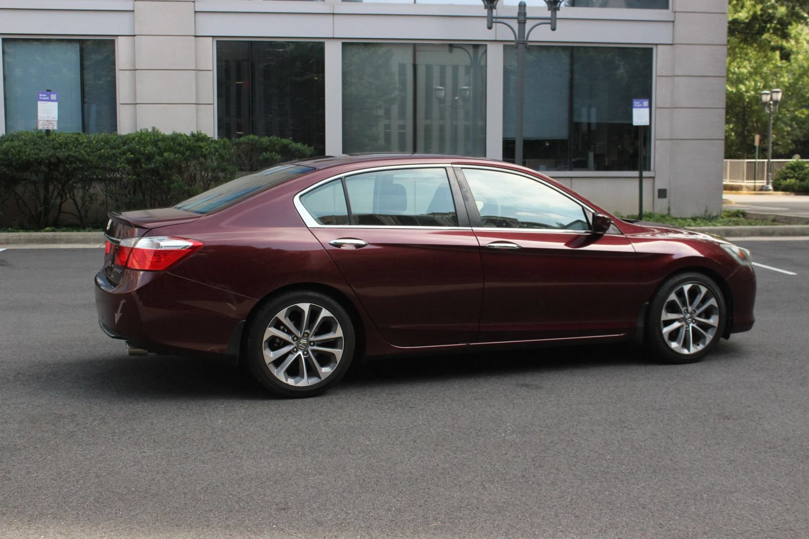 Used 2013 Honda Accord Sport image 7