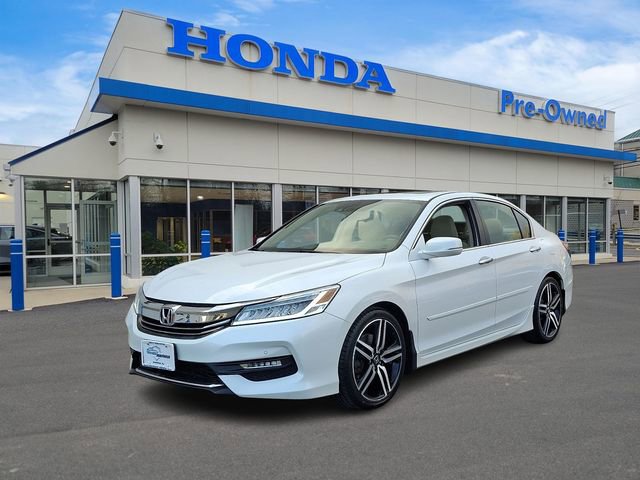 Used 2016 Honda Accord Touring image 1