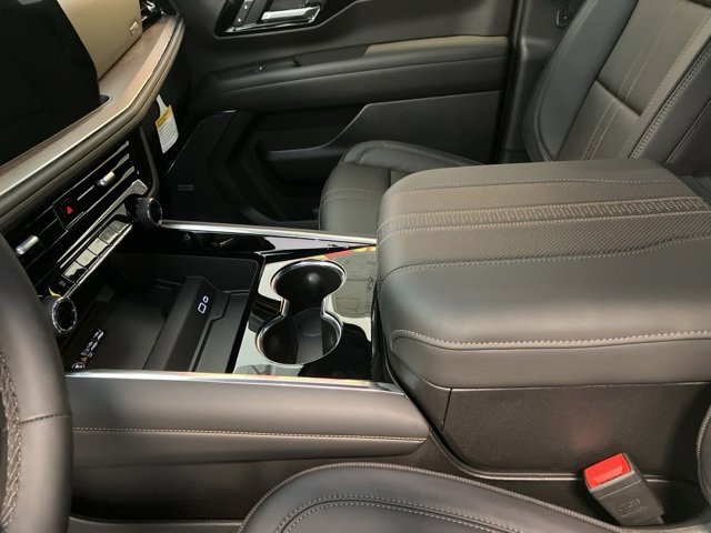 New 2025 Chevrolet Tahoe High Country image 23