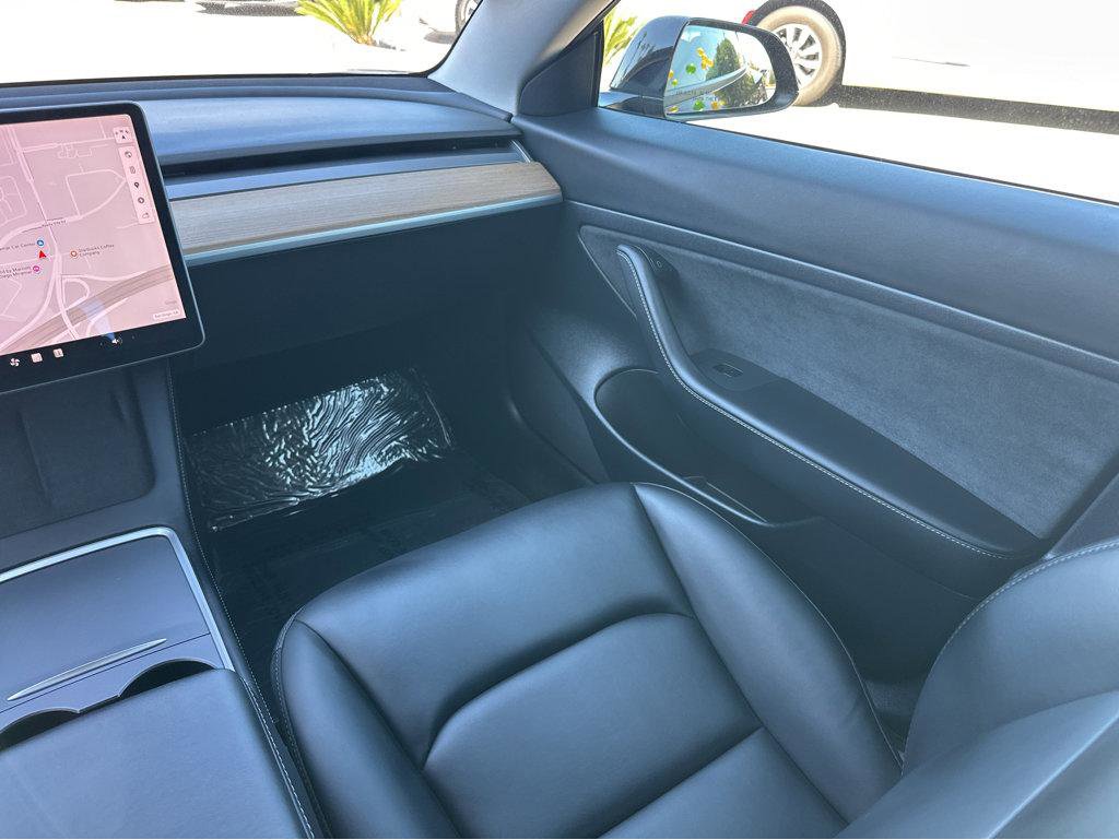 Used 2021 Tesla Model 3 Standard Range Plus image 18