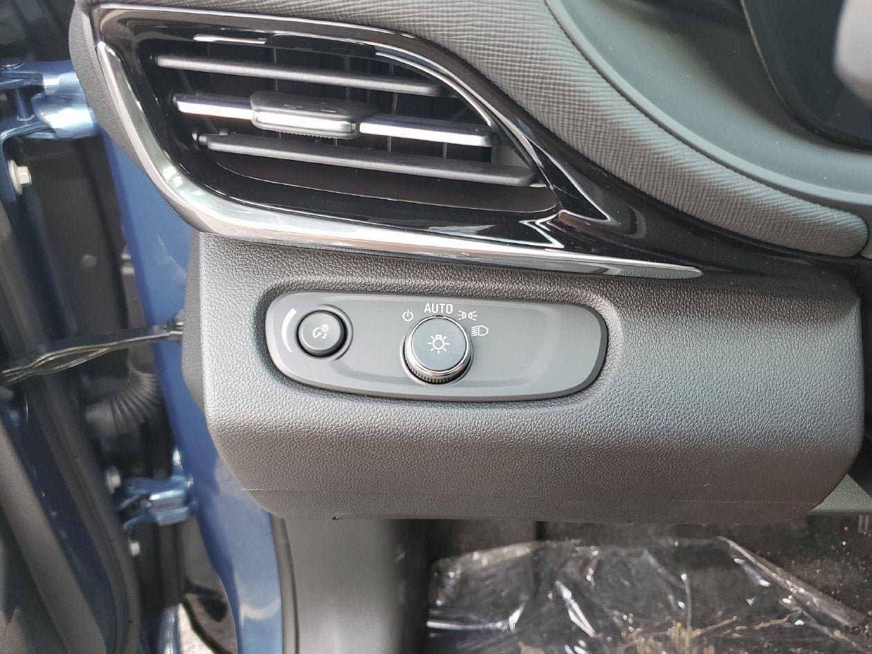 New 2026 Buick Envista Sport Touring w/ Convenience I Package FWD image 29