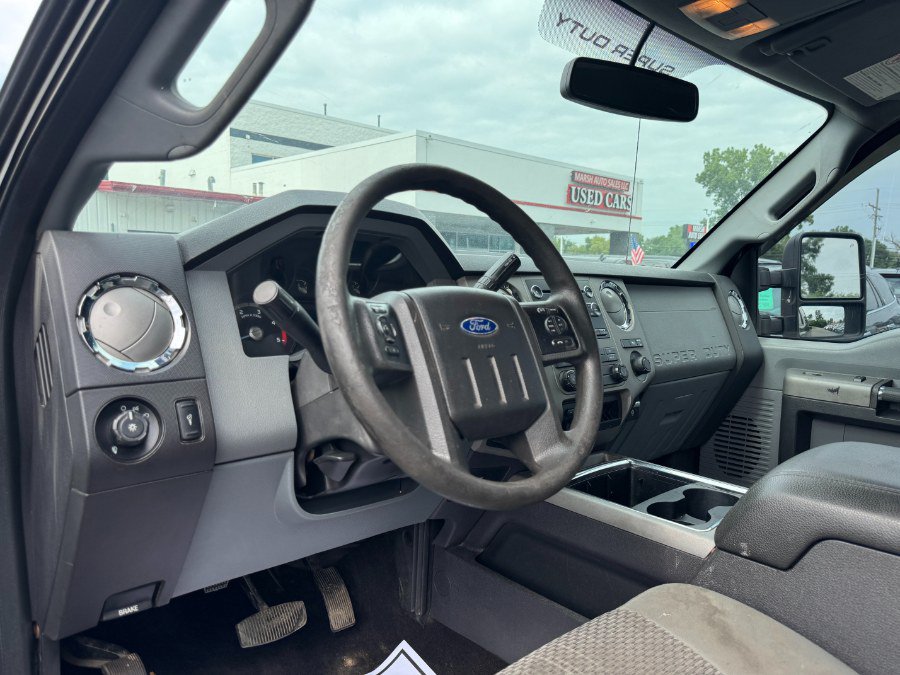 Used 2016 Ford F250 XLT w/ Camper Package AWD/4WD image 14
