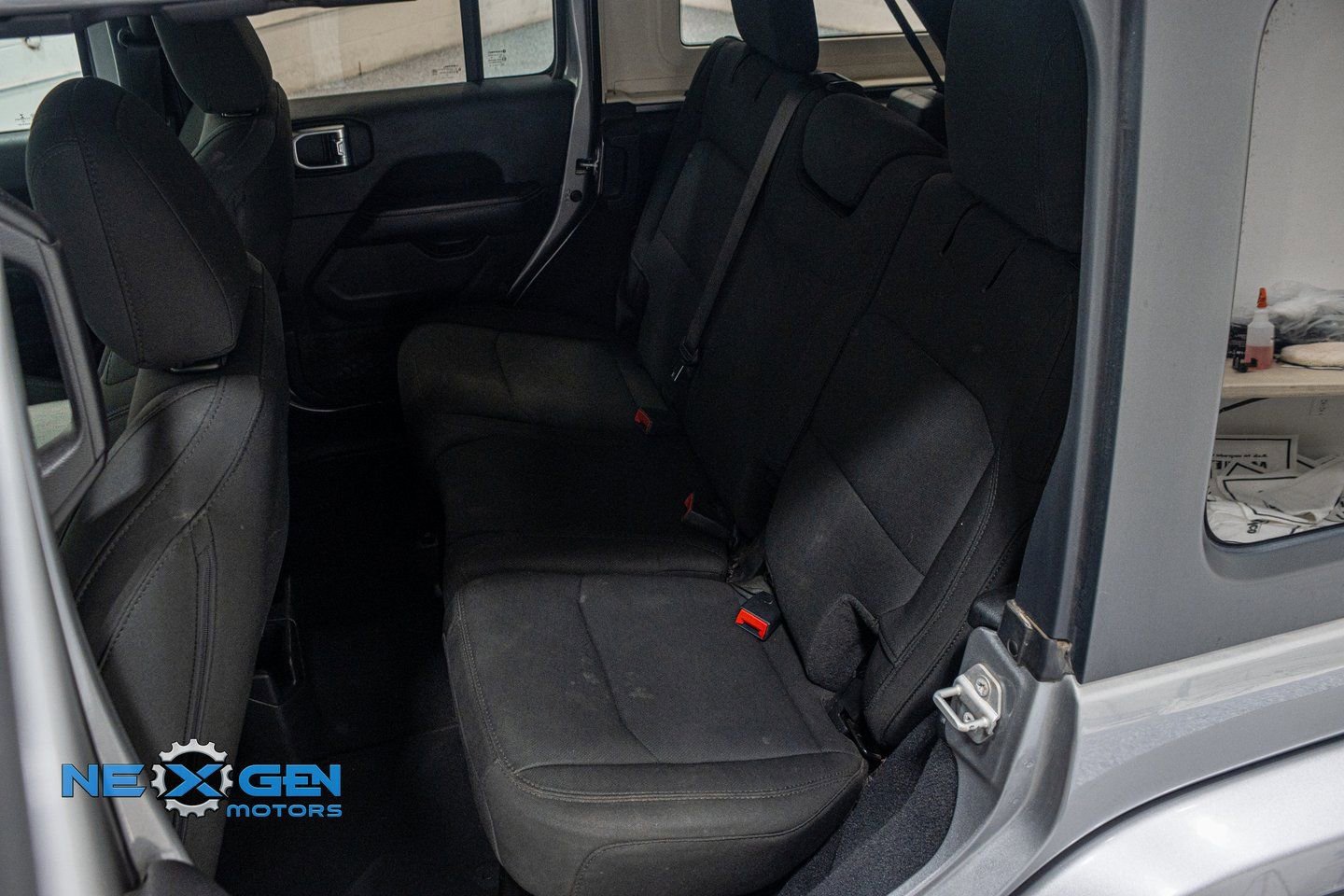 Used 2021 Jeep Wrangler Unlimited Sahara image 26