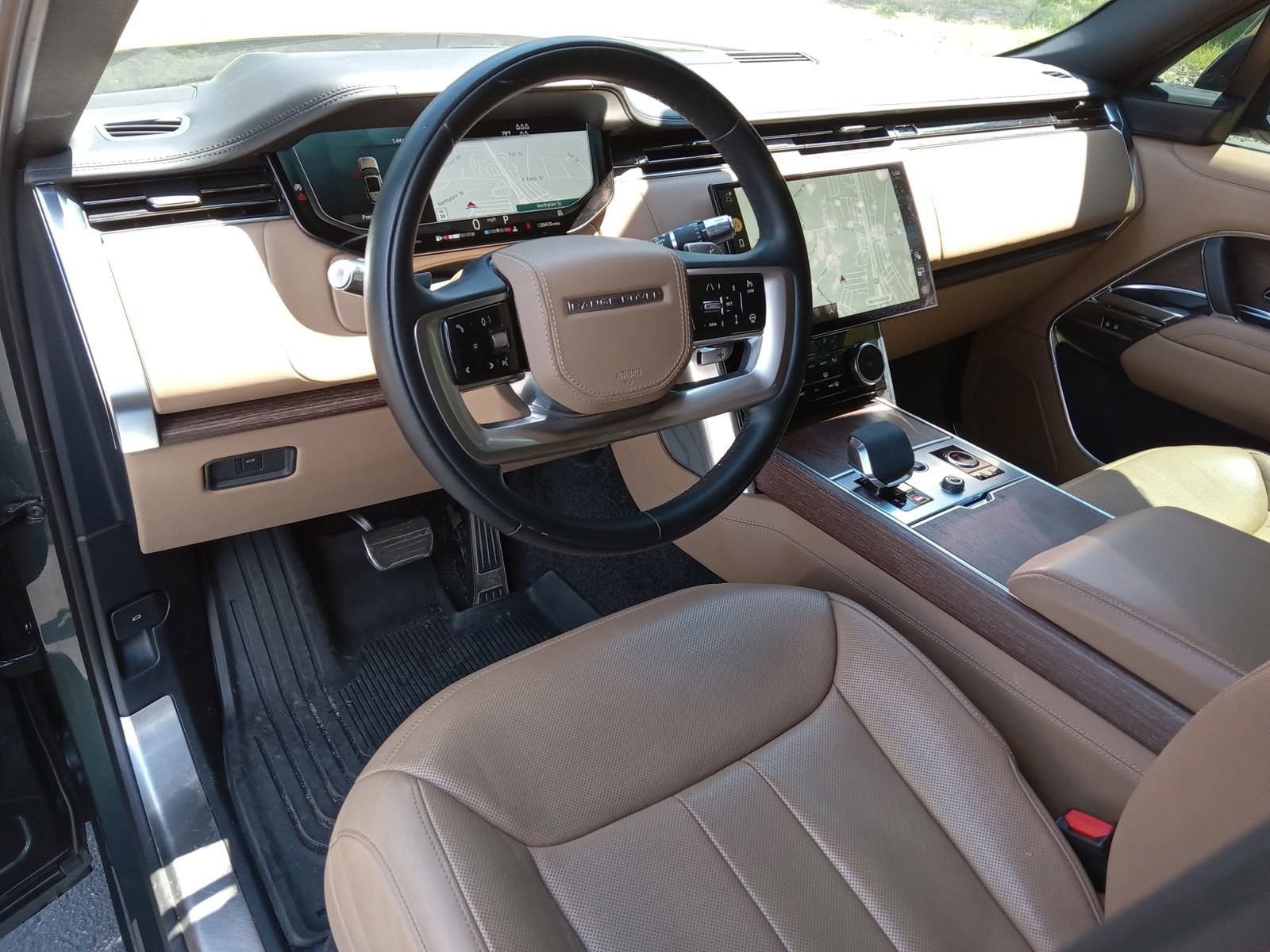 Used 2022 Land Rover Range Rover Long Wheelbase SE AWD/4WD image 11