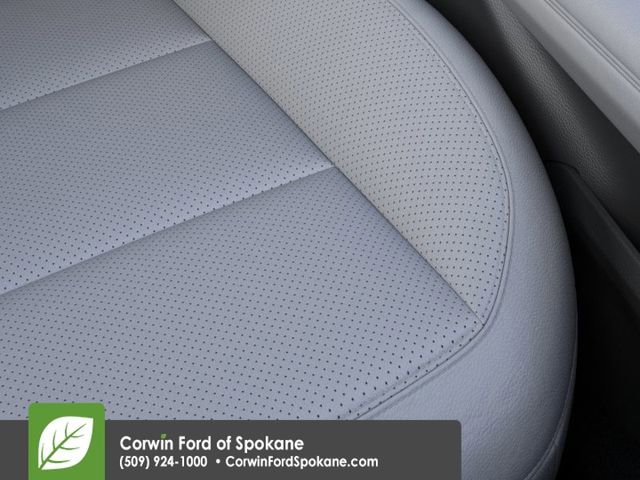 New 2026 Ford Explorer Platinum AWD/4WD image 16