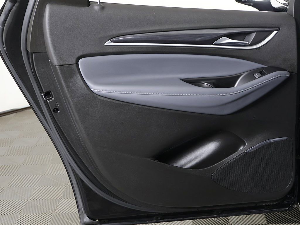 Used 2022 Buick Enclave Essence w/ Experience Buick Package image 30