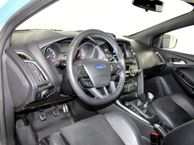 Used 2017 Ford Focus RS AWD/4WD image 4