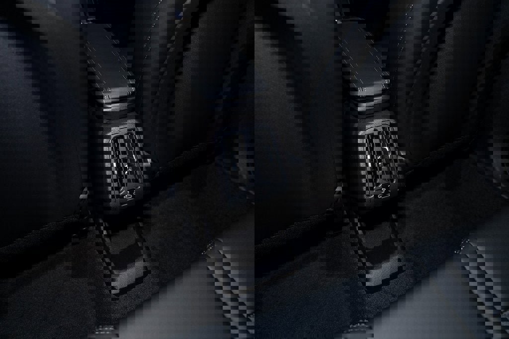 Used 2025 BMW X1 xDrive28i w/ Convenience Package image 36