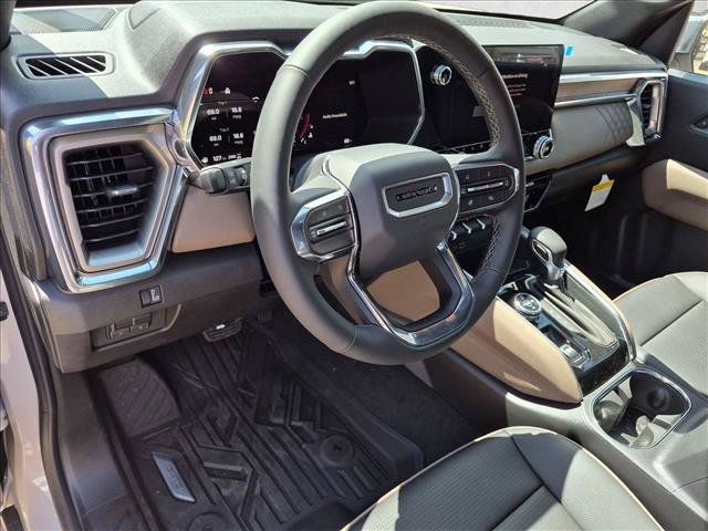 New 2026 GMC Canyon Denali AWD/4WD image 2