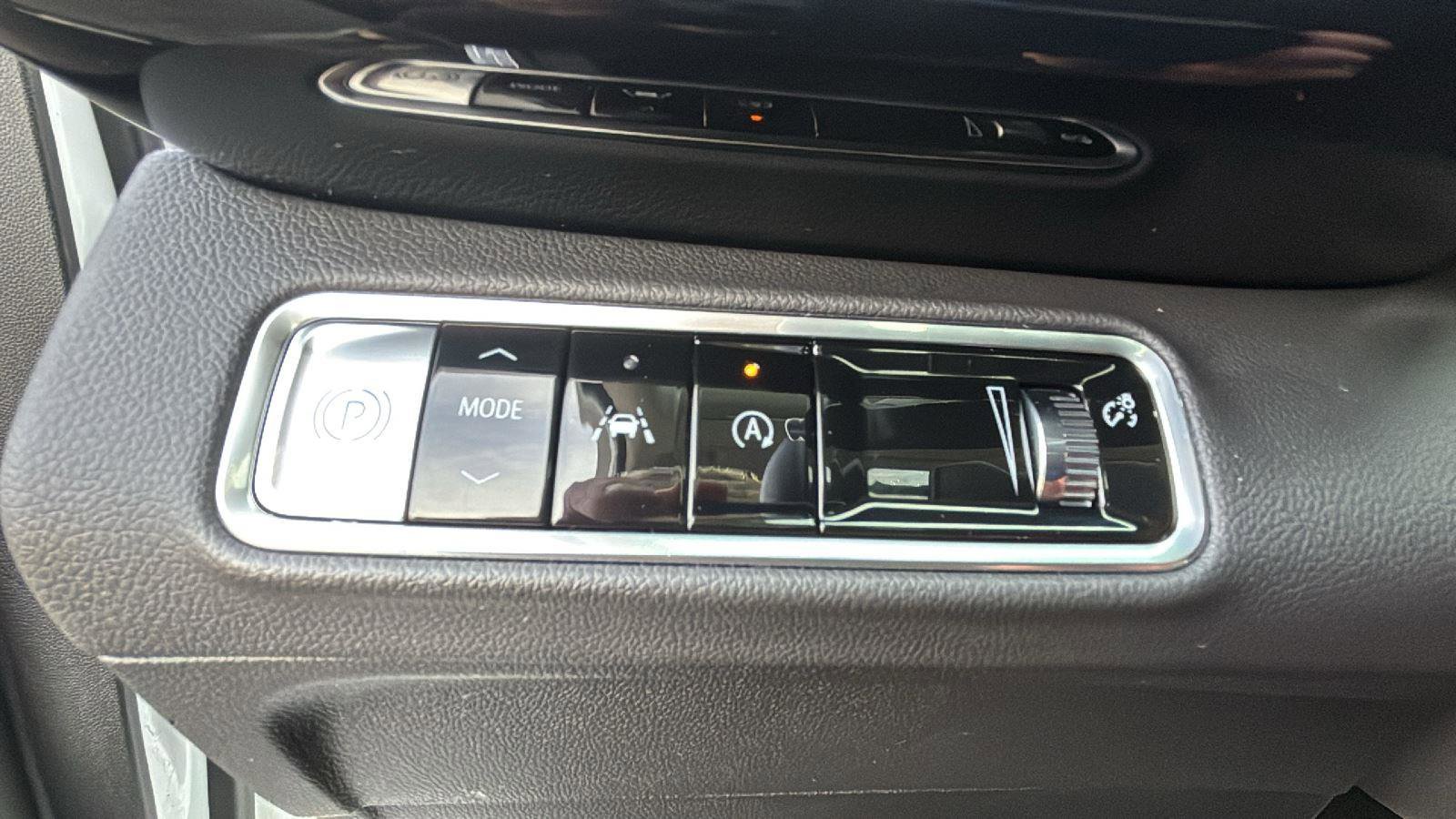 Certified 2025 Buick Envision Avenir image 15