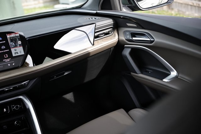 New 2025 Audi Q5 Premium Plus image 27