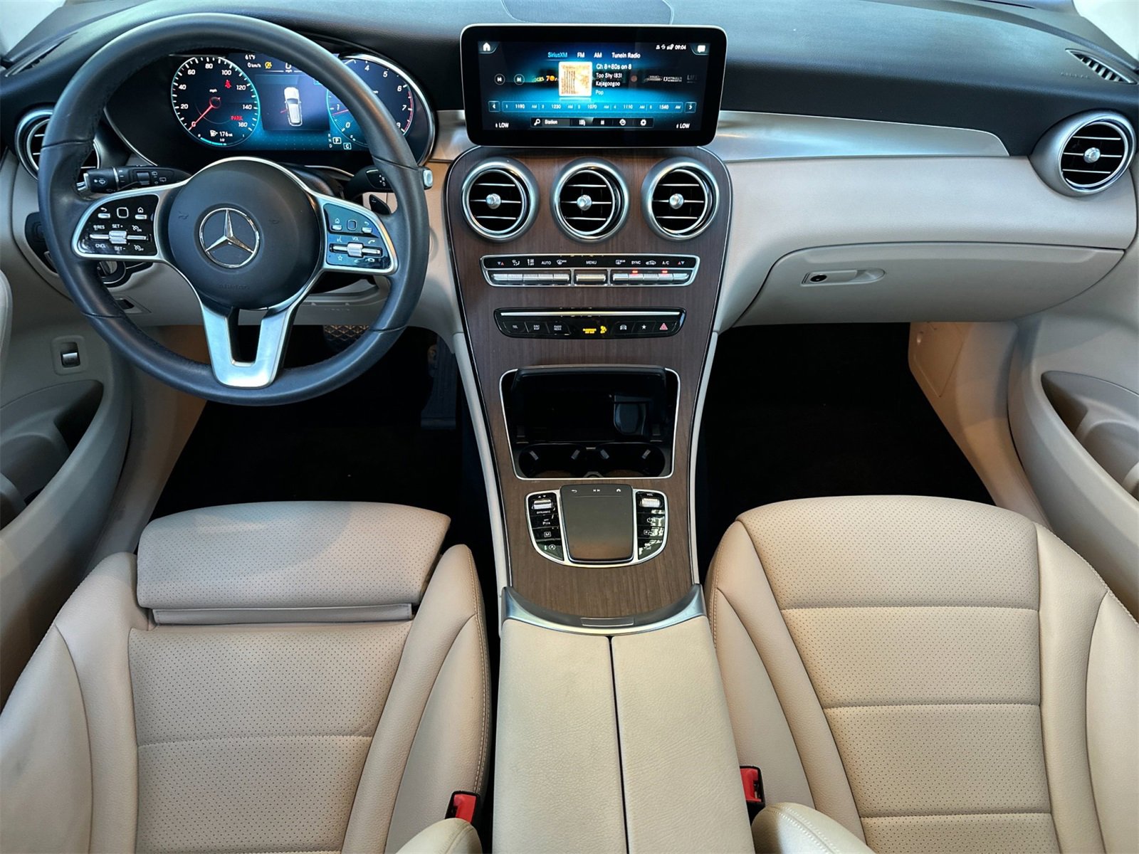 Certified 2022 Mercedes-Benz GLC 300 4MATIC w/ Premium Package Lite image 15