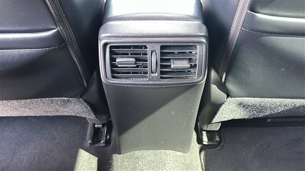 Used 2021 Nissan Rogue Sport SL w/ Premium Package FWD image 33