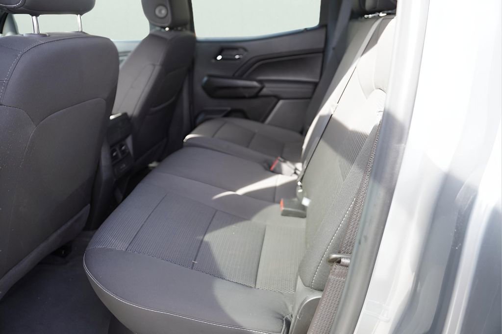 Used 2025 GMC Canyon Elevation w/ Convenience Package image 11