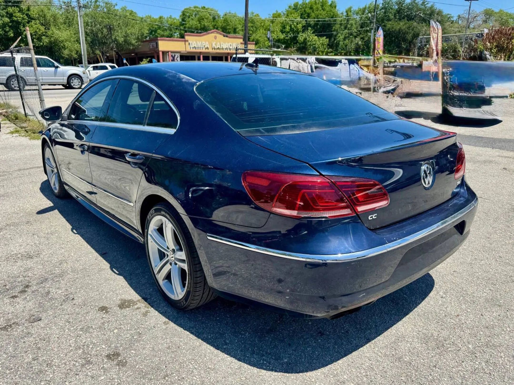Used 2013 Volkswagen CC R-Line image 5