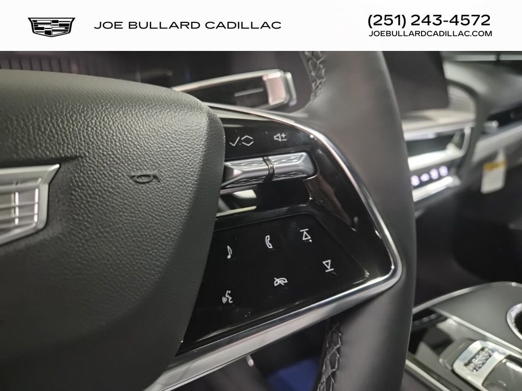 New 2026 Cadillac Lyriq Premium Luxury w/ LPO, Floor Liner Package image 15